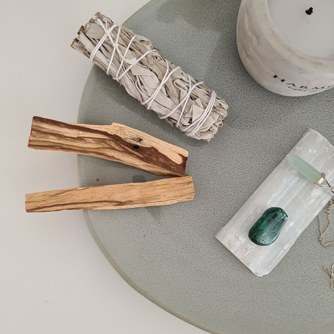 Set Salvia Bianca PureSpirit & Palo Santo + App Yoga gratuita + MP3 per meditazione - immagine 4