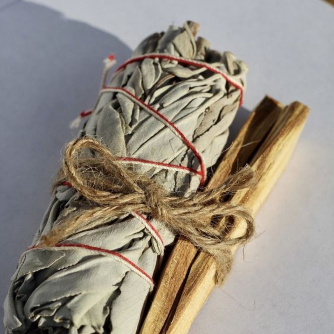 Set Salvia Bianca PureSpirit & Palo Santo + App Yoga gratuita + MP3 per meditazione - immagine 6